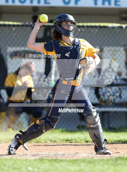 Thumbnail 1 in Sutherland @ Spencerport photogallery.