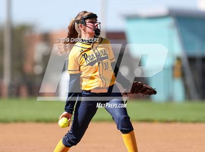 Thumbnail 1 in Sutherland @ Spencerport photogallery.