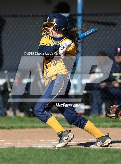 Thumbnail 1 in Sutherland @ Spencerport photogallery.