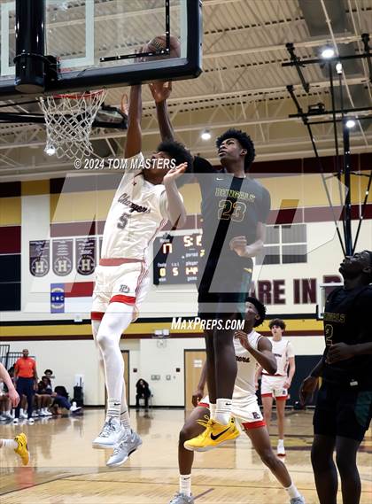 Thumbnail 1 in Providence Day vs. Greensboro Day School photogallery.