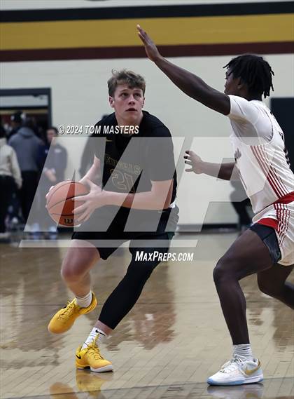 Thumbnail 1 in Providence Day vs. Greensboro Day School photogallery.