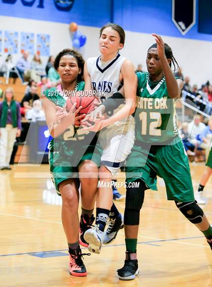 Thumbnail 3 in White Oak @ Swansboro photogallery.
