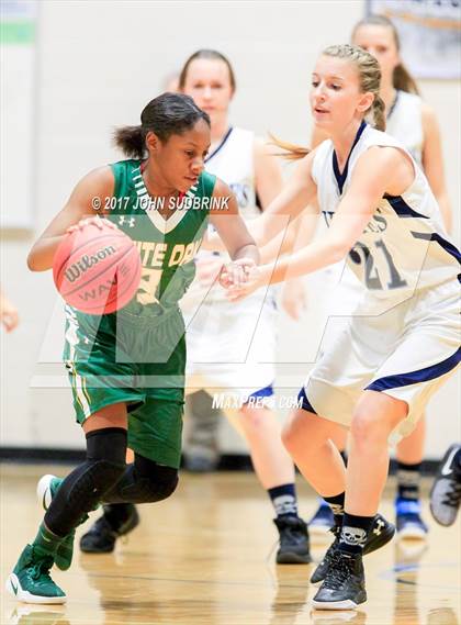 Thumbnail 3 in White Oak @ Swansboro photogallery.