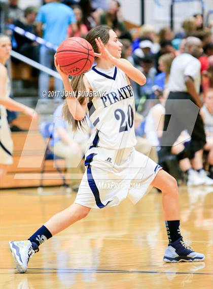 Thumbnail 2 in White Oak @ Swansboro photogallery.