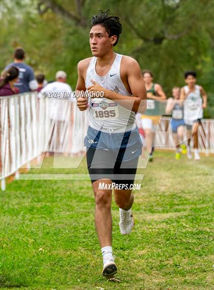 Thumbnail 3 in UIL 3A Boys Cross Country Finals photogallery.