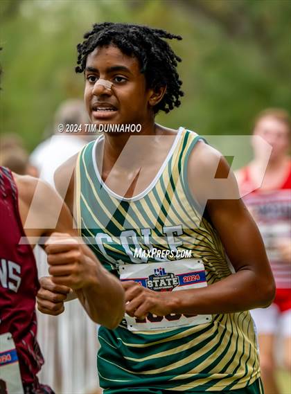 Thumbnail 2 in UIL 3A Boys Cross Country Finals photogallery.