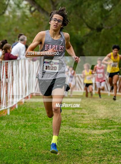 Thumbnail 2 in UIL 3A Boys Cross Country Finals photogallery.