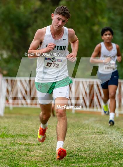 Thumbnail 1 in UIL 3A Boys Cross Country Finals photogallery.