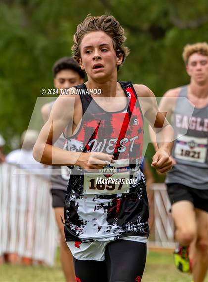 Thumbnail 2 in UIL 3A Boys Cross Country Finals photogallery.