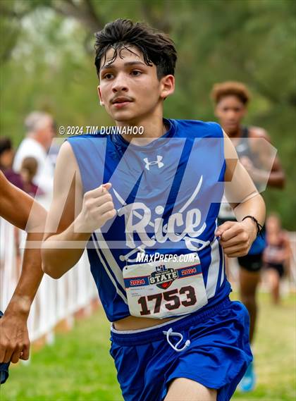 Thumbnail 3 in UIL 3A Boys Cross Country Finals photogallery.