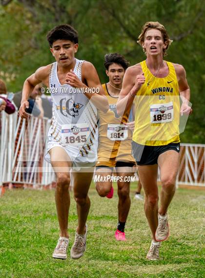 Thumbnail 1 in UIL 3A Boys Cross Country Finals photogallery.