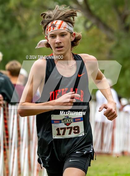 Thumbnail 3 in UIL 3A Boys Cross Country Finals photogallery.