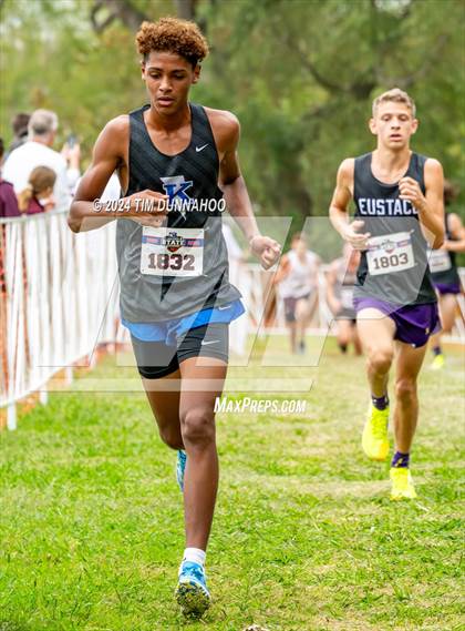 Thumbnail 1 in UIL 3A Boys Cross Country Finals photogallery.