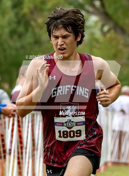 Thumbnail 1 in UIL 3A Boys Cross Country Finals photogallery.