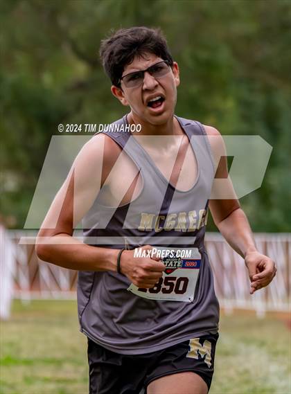 Thumbnail 2 in UIL 3A Boys Cross Country Finals photogallery.