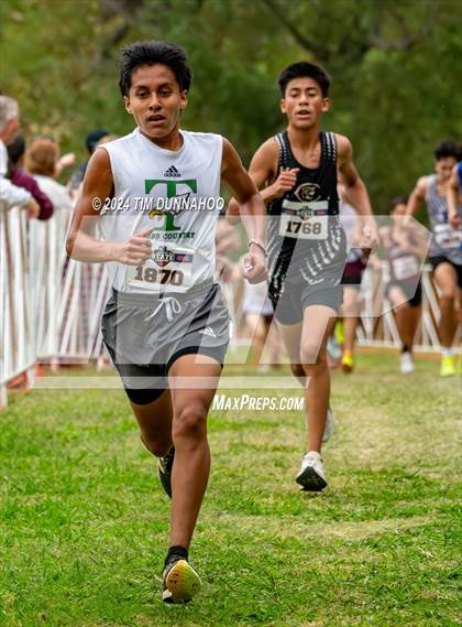 Thumbnail 3 in UIL 3A Boys Cross Country Finals photogallery.