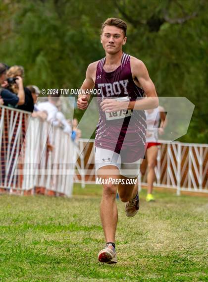 Thumbnail 3 in UIL 3A Boys Cross Country Finals photogallery.