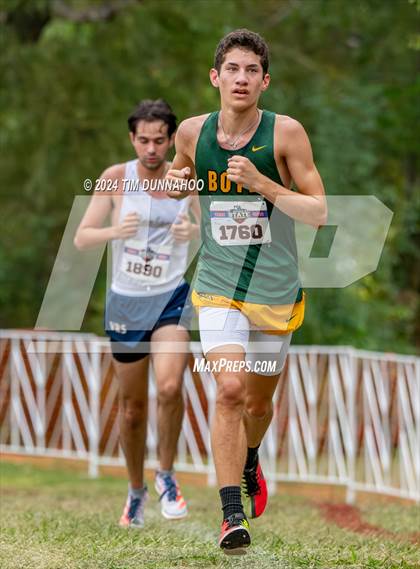 Thumbnail 2 in UIL 3A Boys Cross Country Finals photogallery.