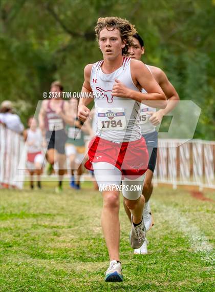 Thumbnail 2 in UIL 3A Boys Cross Country Finals photogallery.