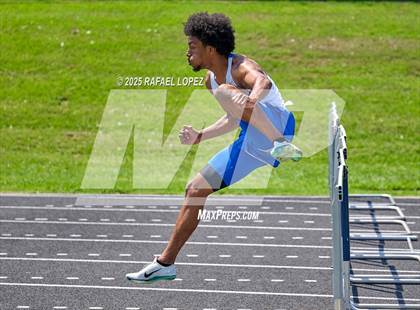 Thumbnail 1 in UIL 6A Track & Field Area 21&22 (110 Hurdles) photogallery.