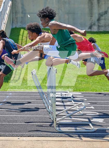 Thumbnail 1 in UIL 6A Track & Field Area 21&22 (110 Hurdles) photogallery.