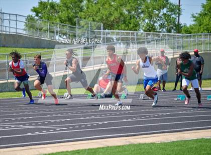 Thumbnail 3 in UIL 6A Track & Field Area 21&22 (110 Hurdles) photogallery.