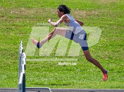 Thumbnail 2 in UIL 6A Track & Field Area 21&22 (110 Hurdles) photogallery.