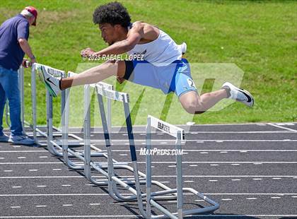 Thumbnail 2 in UIL 6A Track & Field Area 21&22 (110 Hurdles) photogallery.