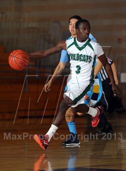 Thumbnail 3 in Los Osos vs. Twentynine Palms (Inland Empire Classic) photogallery.