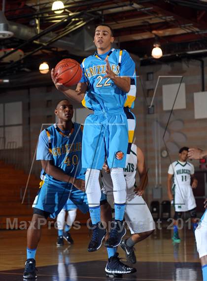 Thumbnail 2 in Los Osos vs. Twentynine Palms (Inland Empire Classic) photogallery.