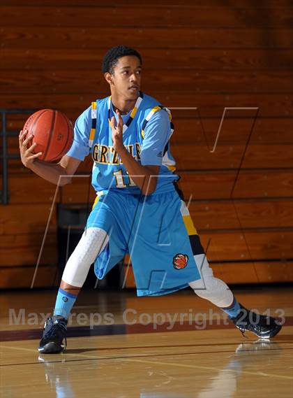 Thumbnail 2 in Los Osos vs. Twentynine Palms (Inland Empire Classic) photogallery.