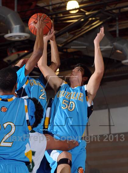 Thumbnail 1 in Los Osos vs. Twentynine Palms (Inland Empire Classic) photogallery.