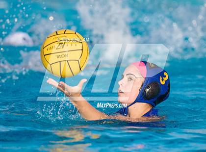 Thumbnail 2 in JV: American @ Foothill photogallery.