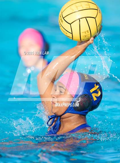Thumbnail 3 in JV: American @ Foothill photogallery.