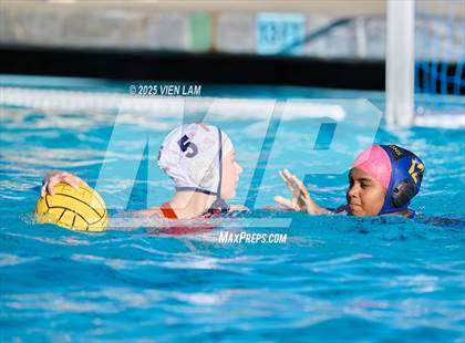 Thumbnail 2 in JV: American @ Foothill photogallery.
