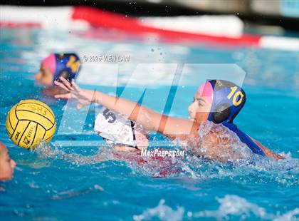 Thumbnail 3 in JV: American @ Foothill photogallery.