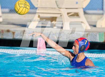 Thumbnail 1 in JV: American @ Foothill photogallery.