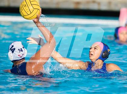 Thumbnail 1 in JV: American @ Foothill photogallery.