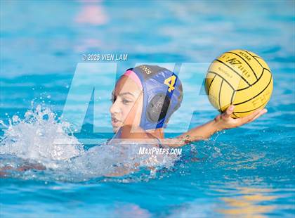 Thumbnail 2 in JV: American @ Foothill photogallery.