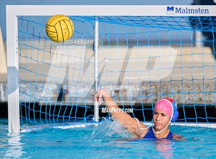 Thumbnail 3 in JV: American @ Foothill photogallery.