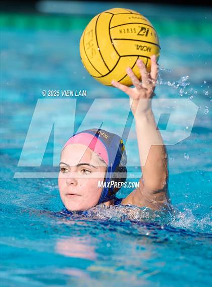 Thumbnail 3 in JV: American @ Foothill photogallery.