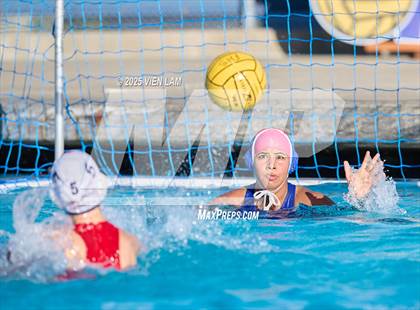 Thumbnail 3 in JV: American @ Foothill photogallery.