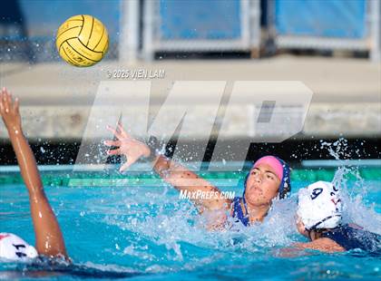 Thumbnail 1 in JV: American @ Foothill photogallery.