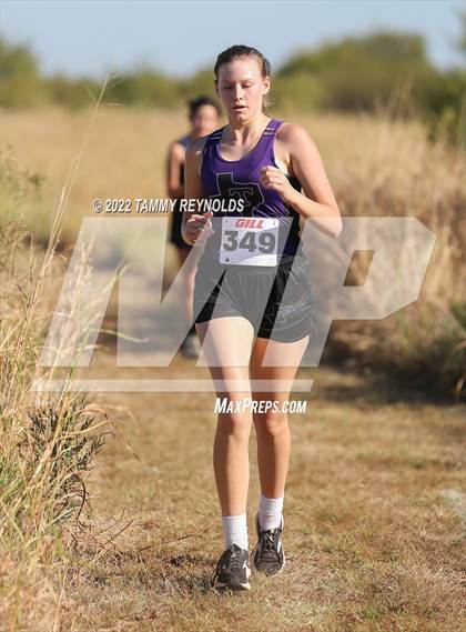Thumbnail 2 in UIL District 21 1A Cross Country Championship photogallery.