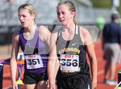 Thumbnail 3 in UIL District 21 1A Cross Country Championship photogallery.