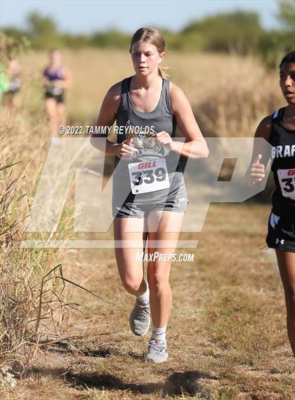 Thumbnail 3 in UIL District 21 1A Cross Country Championship photogallery.