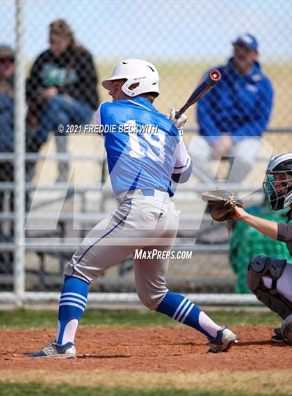Thumbnail 3 in Windthorst vs Jones (Muenster Tournament) photogallery.