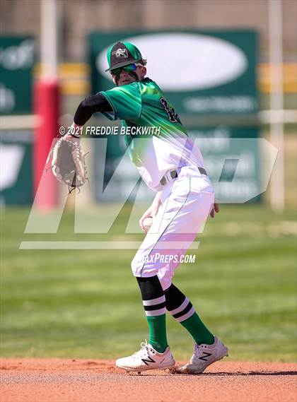 Thumbnail 3 in Windthorst vs Jones (Muenster Tournament) photogallery.