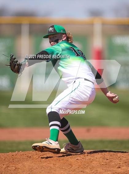 Thumbnail 3 in Windthorst vs Jones (Muenster Tournament) photogallery.