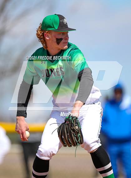 Thumbnail 3 in Windthorst vs Jones (Muenster Tournament) photogallery.